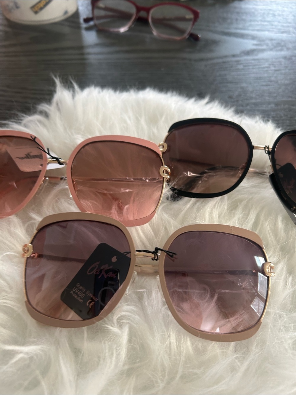 Women's Pink Gradient Square Sunglasses - Stylish UV Protection